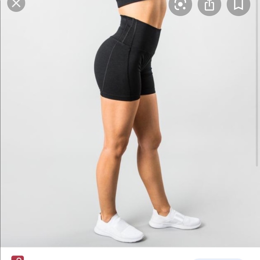 Alphalete black R6 shorts in great condition!